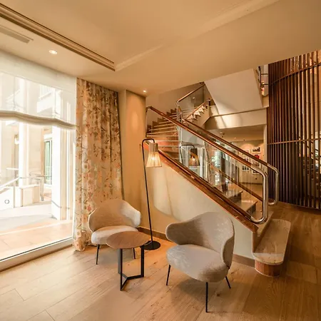 ホテル グラン バルネアリオ デ プエンテ ビエスゴ