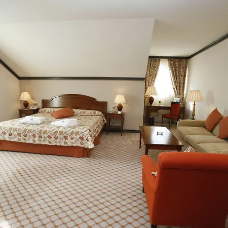 Gran Balneario De Puente Viesgo