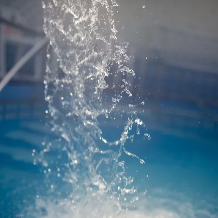 Gran Balneario De Пуэнте-Вьесго